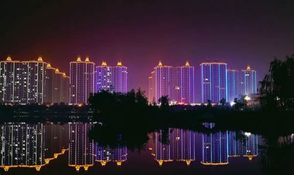 潤澤湖之夜